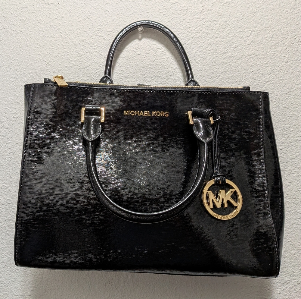 Michael Kors Medium Sutton Black Patent Leather Satchel Gold Tone Accents W Bag
